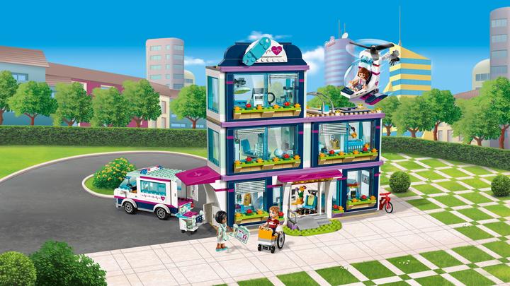 Actual product image LEGO Heartlake Hospital (41318, LEGO Friends)