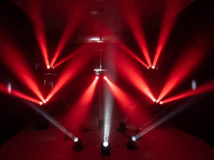 Produktbild Eurolite LED TMH-B60 Moving-Head Beam (Moving Bar)