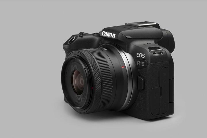 Immagine prodotto Canon EOS R10 Kit (18 - 45 mm, 24.20 Mpx, APS-C / DX)