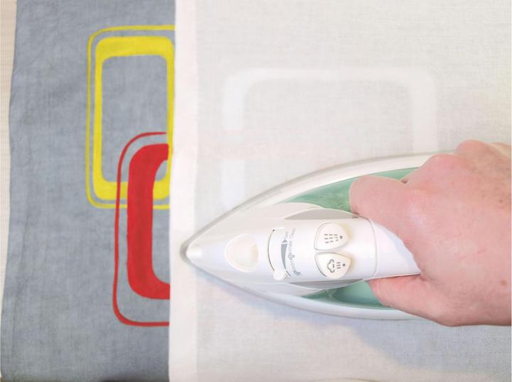 Image du produit Kreul Peintures pour tissus (Blanc, Jaune, Vert, Bleu, Noir, Rouge, 120 ml)