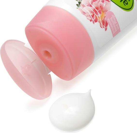 Actual product image dm alverde Wild Rose Cleansing Milk (Cleansing lotion, 200 ml)
