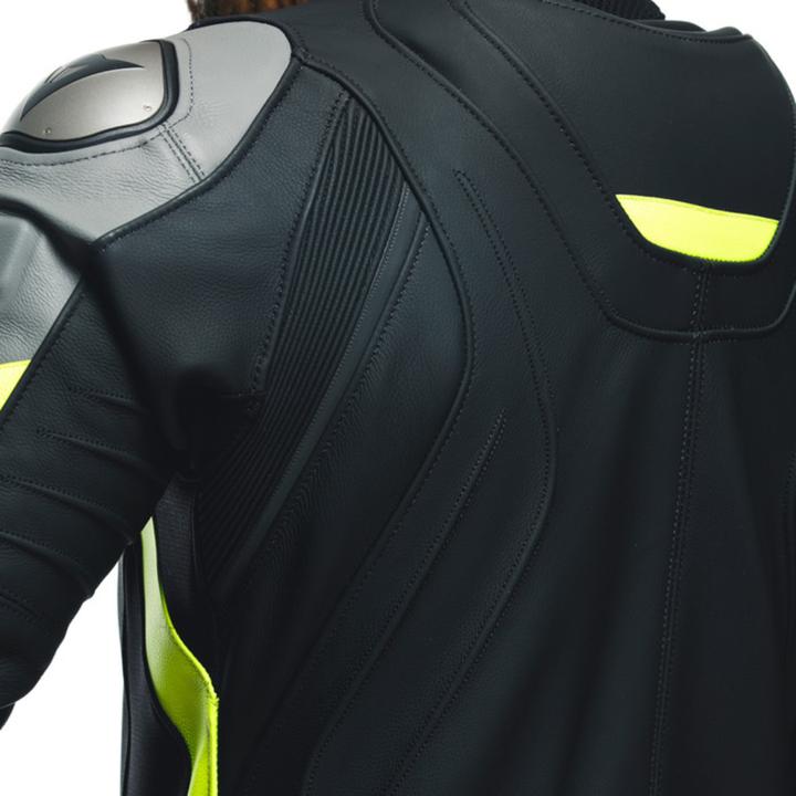 Actual product image Dainese Avro 4 (Men, 58)