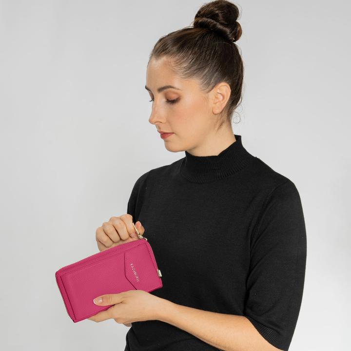 Actual product image Lazarotti Bologna Leather Handytasche Leder 11 cm