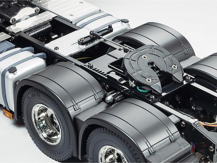 Actual product image Tamiya Mercedes-Benz Arocs (Kit)