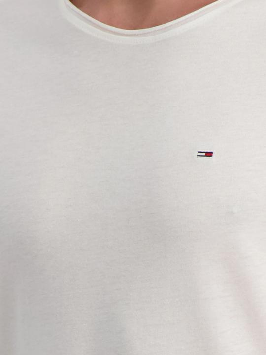 Actual product image Tommy Jeans tee (52)