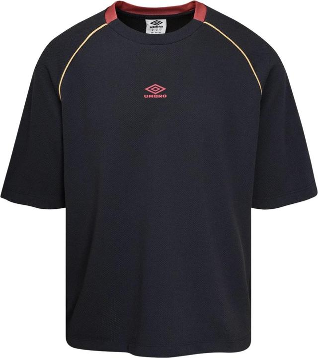 Actual product image Umbro Mens Mesh Panelled T-Shirt (XS)