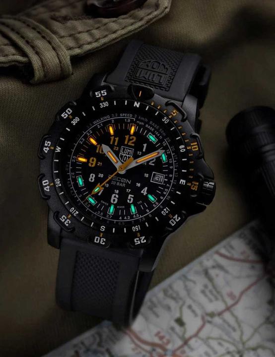 Image du produit Luminox Recon Point Man Heritage 8820h Series (Montre de plongée, 45 mm)