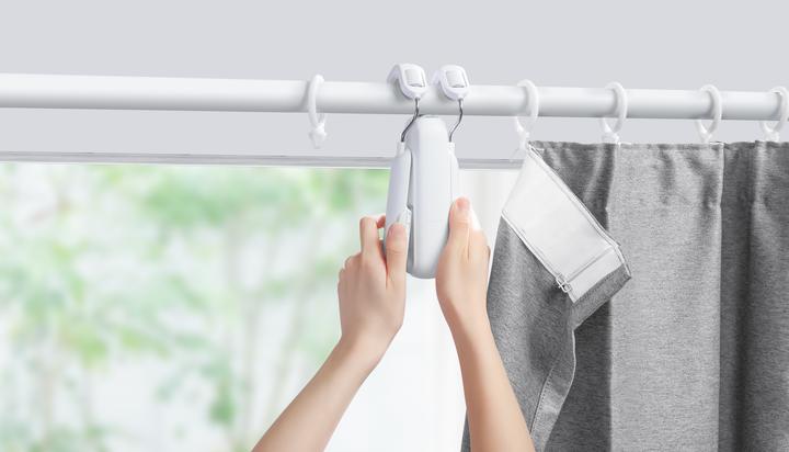 Actual product image SwitchBot Smart curtain motor Rod 3 white