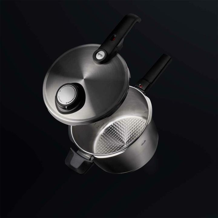 Actual product image Fissler Premium pressure cooker (26 cm, Steam cooker, Stainless steel)