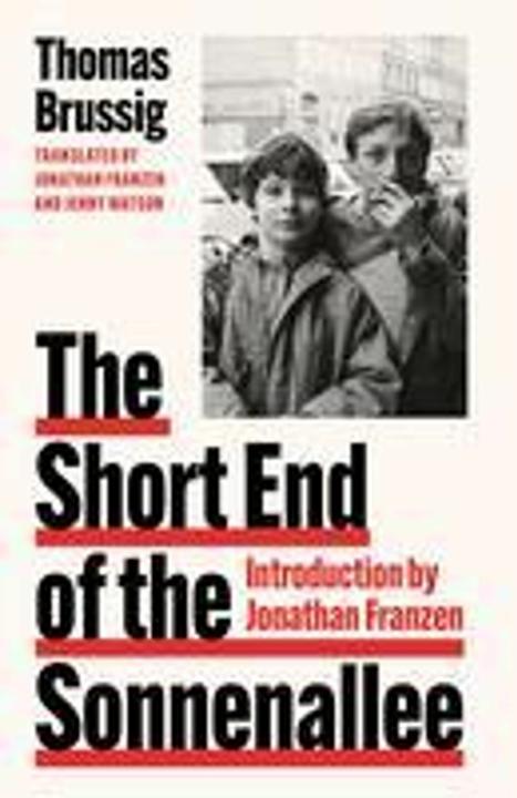 Valori nutrizionali e ingredienti The Short End of the Sonnenallee (Inglese, Tommaso Brussig, Jonathan Franzen, Jenny Watson, 2023)
