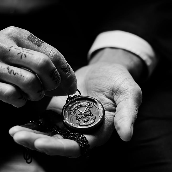 Produktbild Lucleon Memento Mori (45 mm)