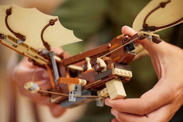 Actual product image LEGO Die Flugmaschine von Leonardo da Vinci (10363, LEGO Icons)