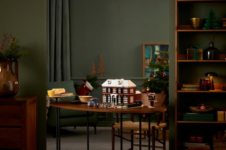 Actual product image LEGO Home Alone (21330, LEGO Ideas, LEGO Rare Sets)