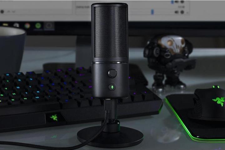 Immagine prodotto Razer Seiren X
