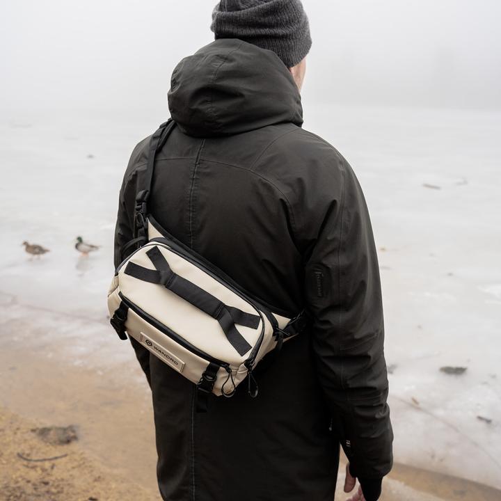 Actual product image Wandrd Roam Sling (Photo backpack, 6 l)