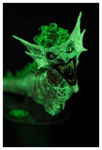Image du produit McFarlane Dark Nights : Metal DC Multiverse Action Figure The Joker Dragon Glow in the Dark Edition (Gold