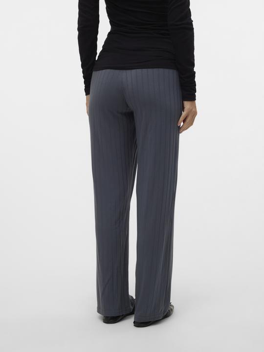 Actual product image Mamalicious Regular fit mid rise trousers Trousers (M)
