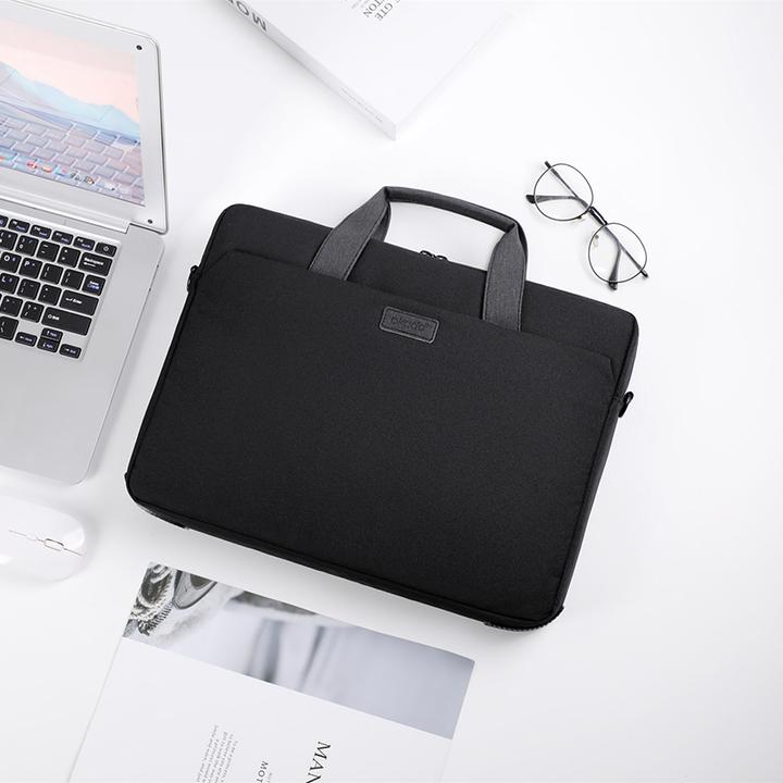 Actual product image Okade MacBook / laptop bag, 15.6 inch, T64, black (15.60")