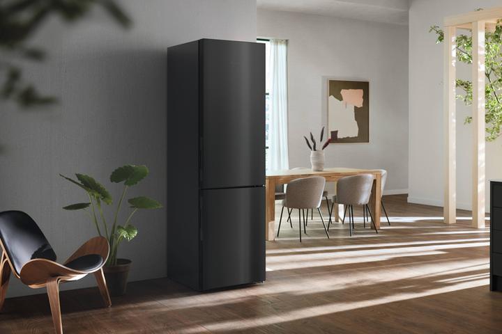 Actual product image Miele Fridge/freezer combination KFN 4898 A-10 D Blacksteel (362 l)