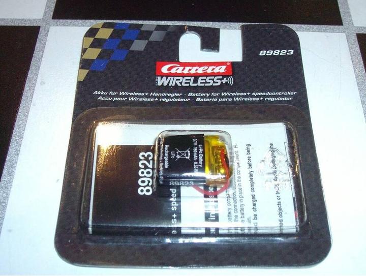 Actual product image Carrera Battery for Wireless handset controller