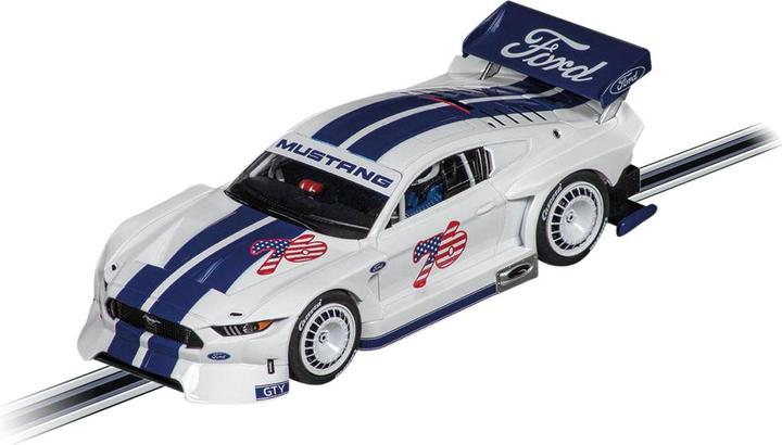 Produktbild Carrera 20027752 - Evolution Ford Mustang GTY "No.76" mit Licht