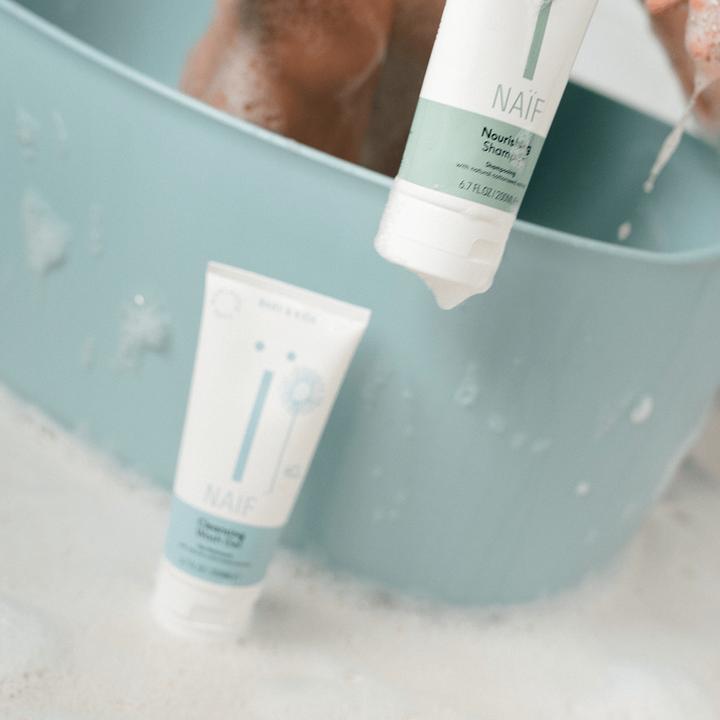 Actual product image Naïf Shampoo