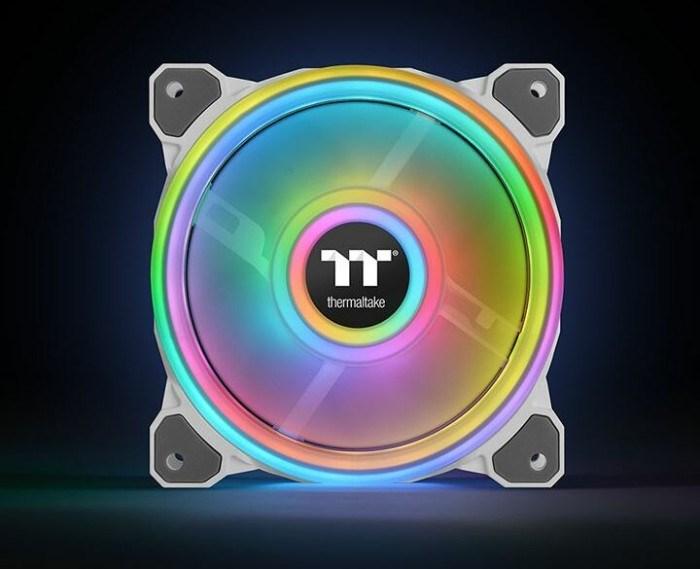Produktbild Thermaltake Riing Quad 14 RGB Weisse Edition (140 mm, 3 x)