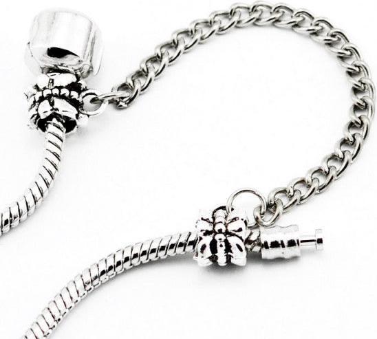 Produktbild Hermex Verbindungsstück Kette Charm Anhänger Strass versilbert - Silbrig (925er Metallegierung und Strass)