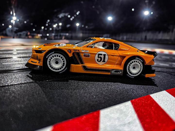 Actual product image Carrera Ford Mustang