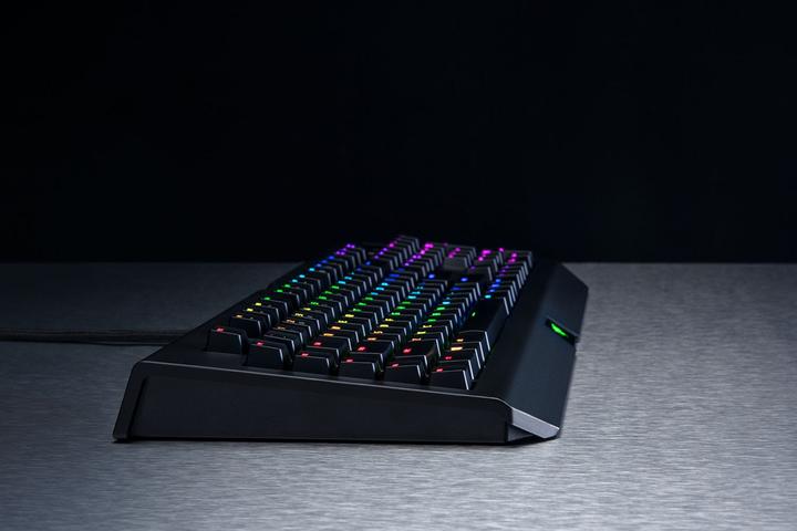 Produktbild Razer BlackWidow Chroma V2 (DE, Kabelgebunden)