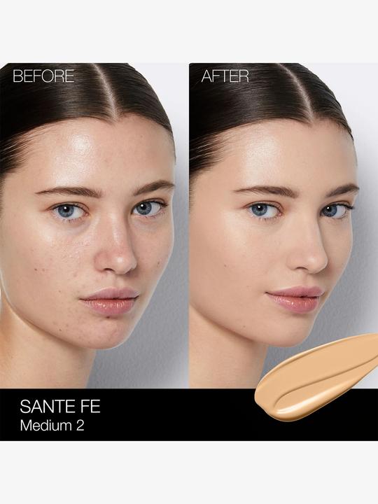Immagine prodotto NARS Cosmetics Fondazione che riflette la luce (Festa di Babbo Natale)