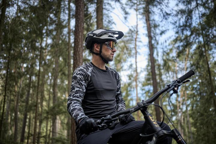 Produktbild Uvex Sports renegade MIPS (57 - 61 cm)