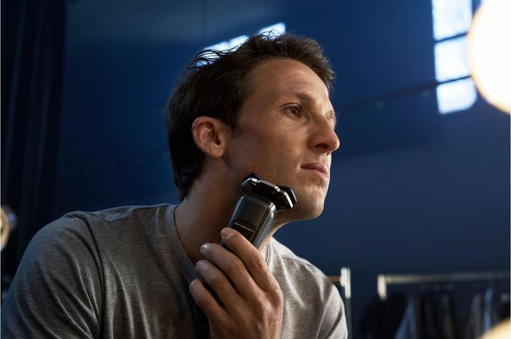Image du produit Philips Shaver Series 7000 S7886/58 Wet and Dry (rasage à sec et à l'eau)