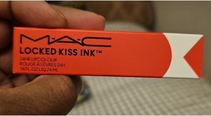 MAC Cosmetics M.A.C. Locked Kiss Ink HYPERBOLE (Hyperbole)