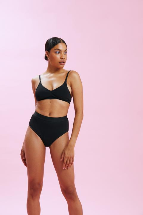 Actual product image The Female Company Highwaist Cotton Basic Extra Strong (40)
