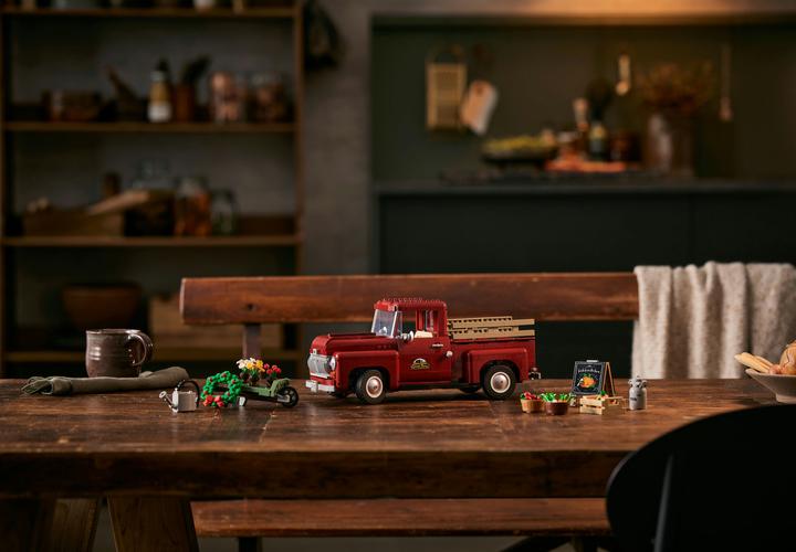 Image du produit LEGO Pickup (10290, LEGO Creator Expert, LEGO difficiles à trouver)