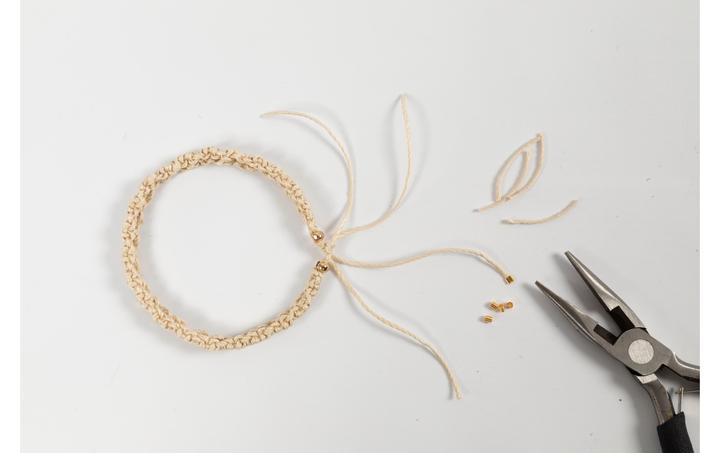 Actual product image Creativ Company Macramé bracelet