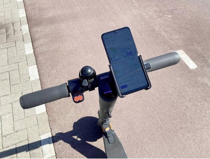 Actual product image Segway-Ninebot Phone holder