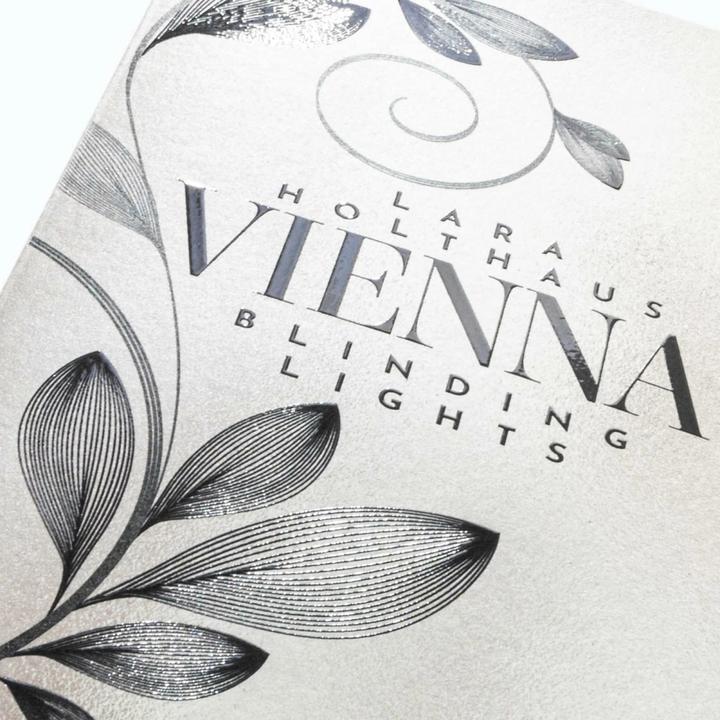 Produktbild Vienna 1: Blinding Lights (Deutsch, Lara Holthaus, 2024)