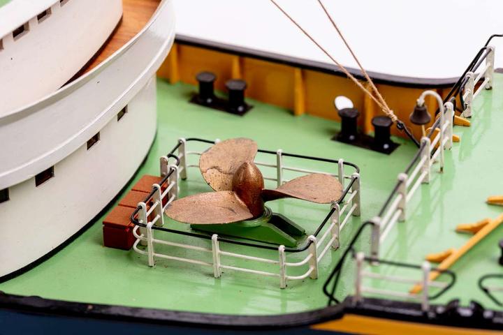 Productafbeelding Billing Boats Zwarte Zee Kunststof Romp - (428349) (900 cm)