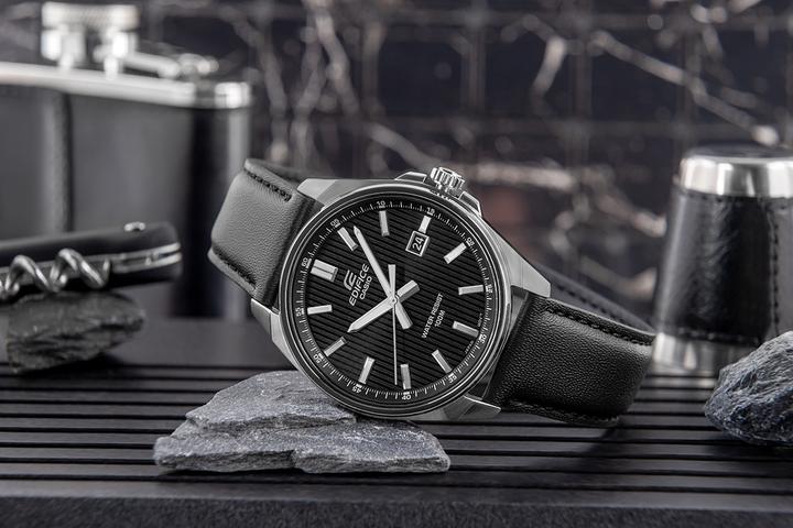 Image du produit Casio EFV-150L-1AVUEF (Montre analogique, 43 mm)