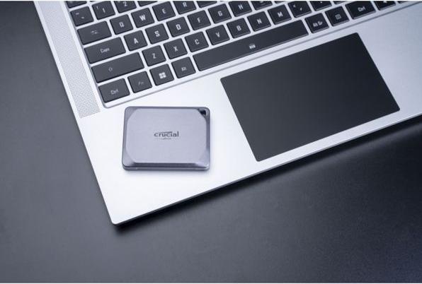 Actual product image Crucial X9 Pro (2000 GB)