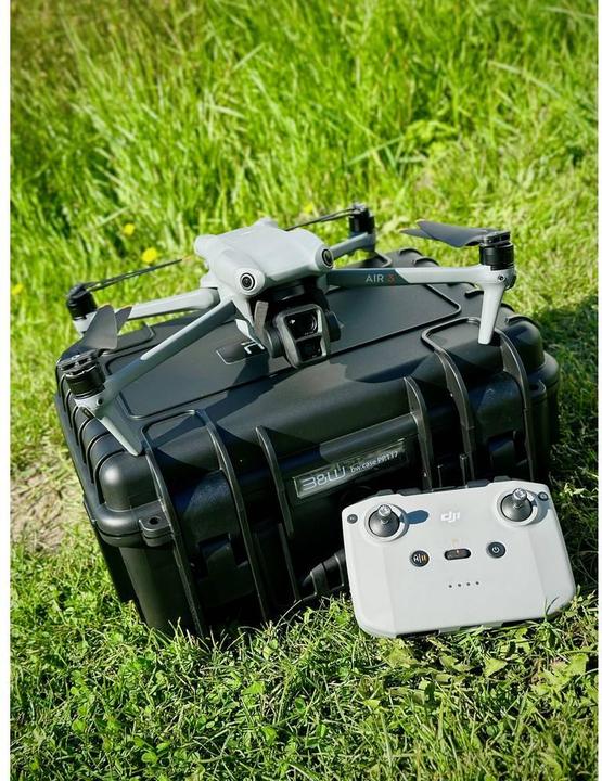Actual product image B&W International B&W DJI Air 3 Case Type 3000 brown green (Drone case, DJI Air 3)