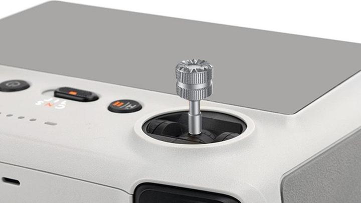 Produktbild Sunnylife Alu Controller Stickers for DJI RC (silver) MM3-YG393 (Drohnen Fernsteuerung, DJI RC)