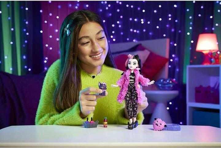 Actual product image Monster High Draculaura, Scary Pyjama Party