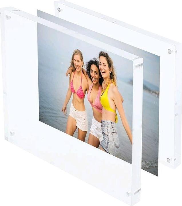 Produktbild Safe Foto- und Postkartenrahmen mit Magnetverschluss aus Acryl, Format aussen 17,5 x 13 x 2 cm