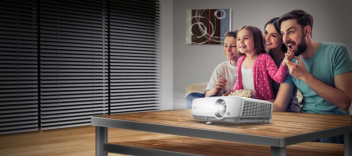 Immagine prodotto BenQ W1050 (Full HD, 2200 lm, 1.28 - 1.56:1)