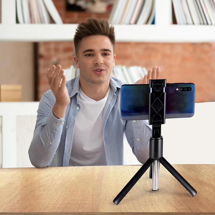 Immagine prodotto Grundig Selfie Stick con treppiede