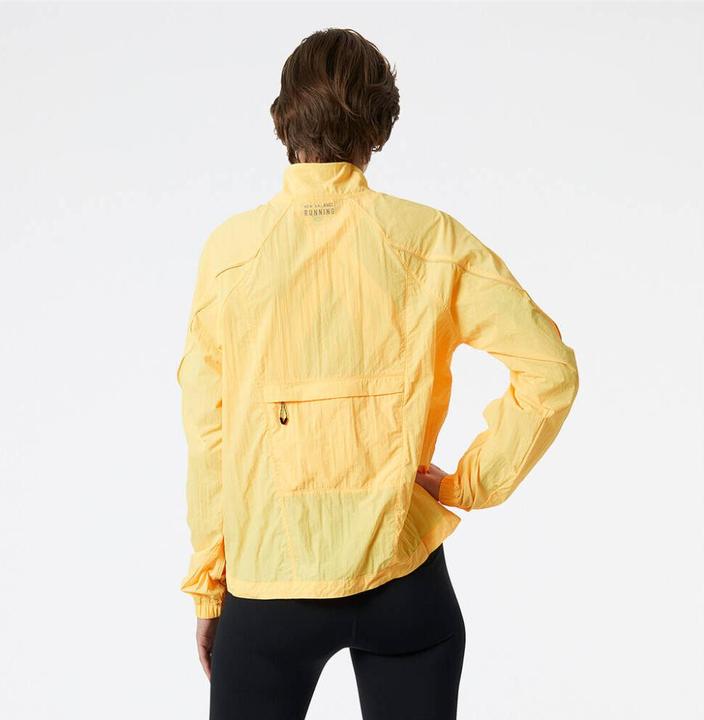 Produktbild New Balance W Impact Run Light Pack Jacket (L)