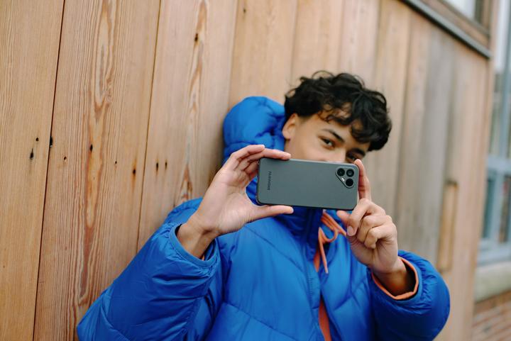 Produktbild Fairphone 4 (256 GB, Grey, 6.30", SIM + eSIM, 48 Mpx, 5G)